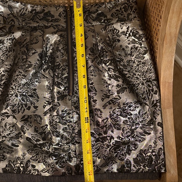 Urban Outfitters Black and Silver Floral Skirt size small/8 - Picture 5 of 7
